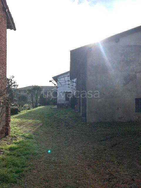casa indipendente in vendita a Cassolnovo