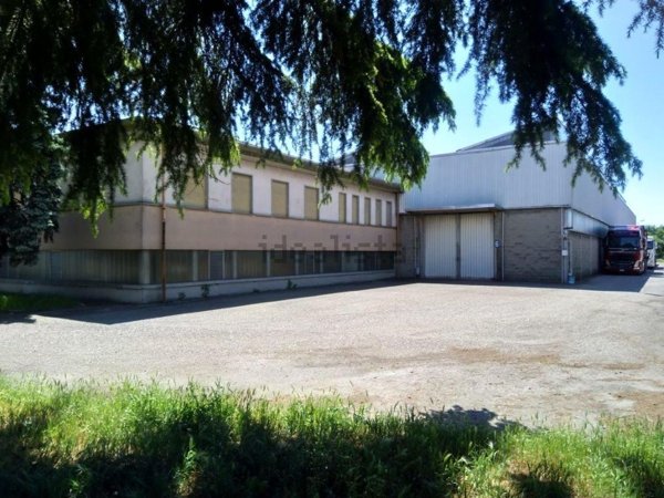 terreno edificabile in vendita a Cassolnovo