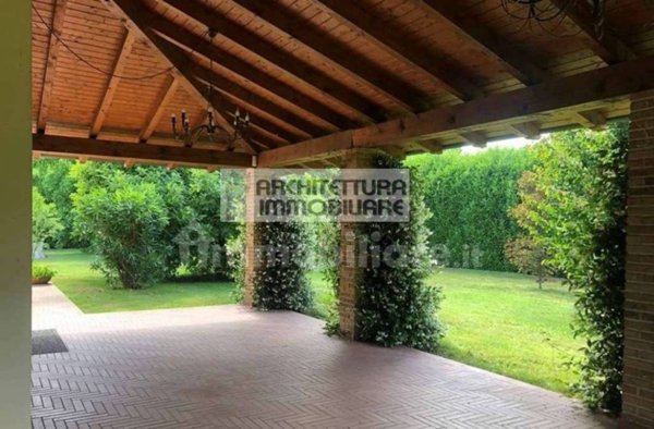 casa indipendente in vendita a Cassolnovo