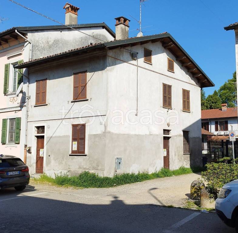 casa indipendente in vendita a Cassolnovo