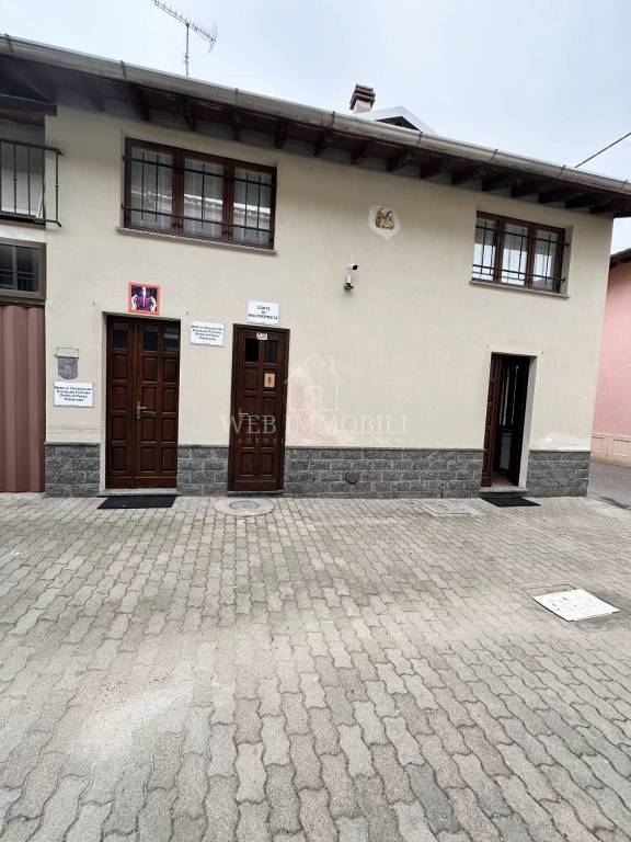 casa indipendente in vendita a Cassolnovo