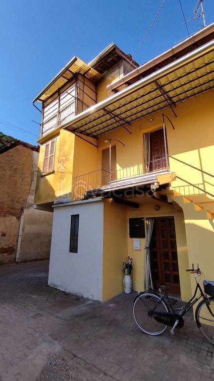 casa indipendente in vendita a Cassolnovo