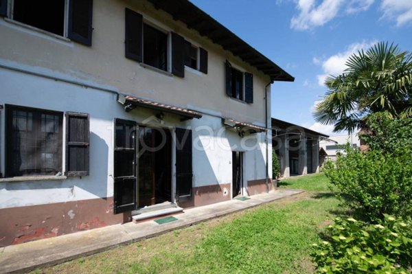 casa indipendente in vendita a Cassolnovo