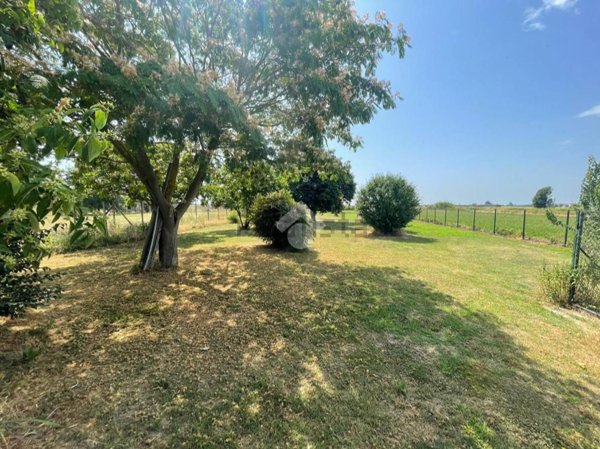 casa indipendente in vendita a Cassolnovo