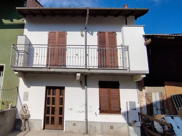 casa indipendente in vendita a Cassolnovo