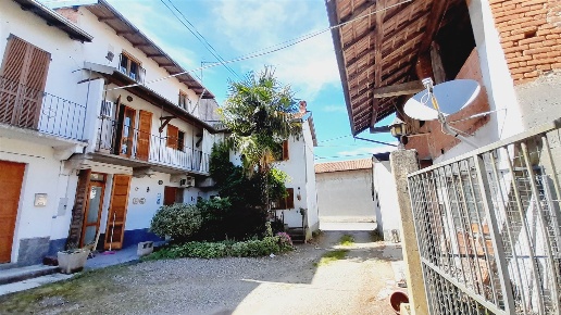casa indipendente in vendita a Cassolnovo in zona Villareale