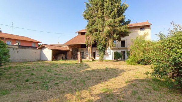 appartamento in vendita a Cassolnovo in zona Molino Del Conte