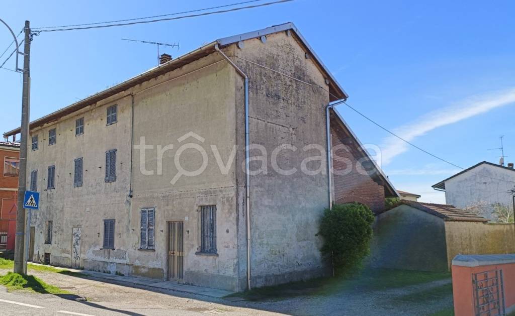 casa indipendente in vendita a Cassolnovo in zona Molino Del Conte