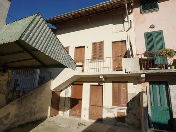 casa indipendente in vendita a Cassolnovo