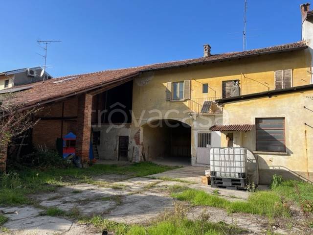 casa indipendente in vendita a Cassolnovo