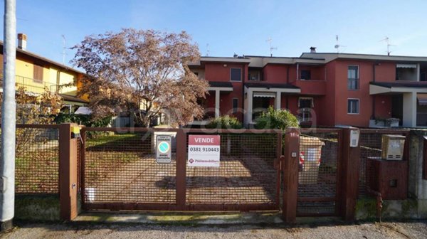 casa indipendente in vendita a Cassolnovo