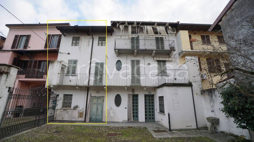 casa indipendente in vendita a Cassolnovo