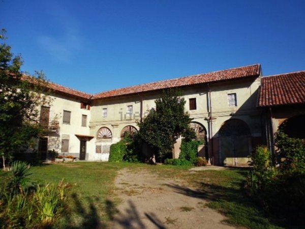 casa indipendente in vendita a Cassolnovo