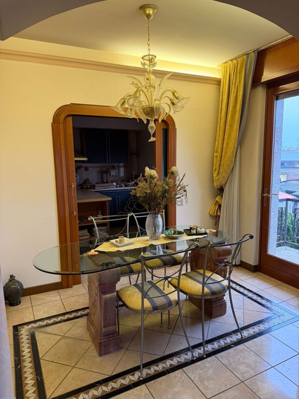 casa indipendente in vendita a Cassolnovo