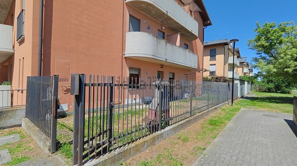 appartamento in vendita a Cassolnovo in zona Molino Del Conte