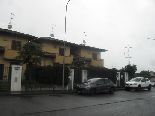 casa indipendente in vendita a Cassolnovo