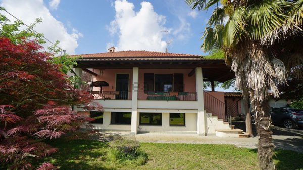 casa indipendente in vendita a Cassolnovo