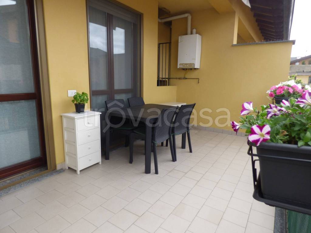appartamento in vendita a Cassolnovo in zona Molino Del Conte