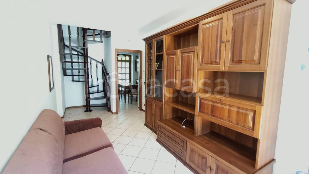 casa indipendente in vendita a Cassolnovo in zona Molino Del Conte