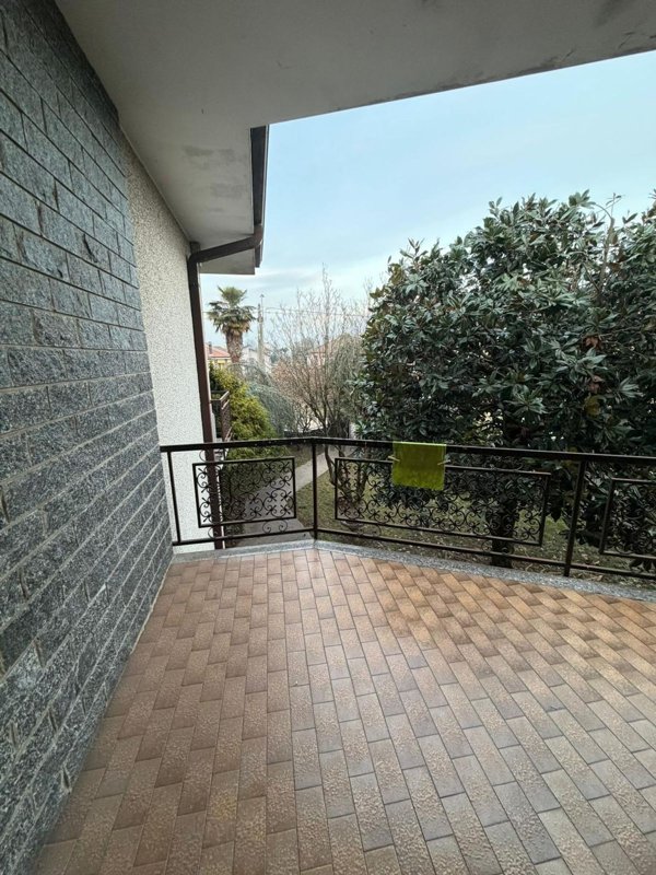 casa indipendente in vendita a Cassolnovo in zona Molino Del Conte