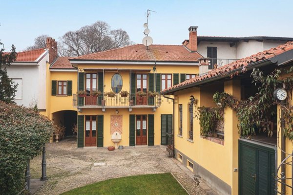 casa indipendente in vendita a Cassolnovo in zona Molino Del Conte