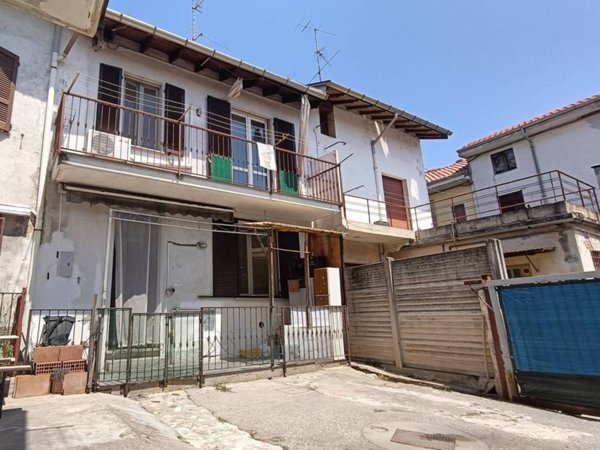 casa indipendente in vendita a Cassolnovo in zona Molino Del Conte