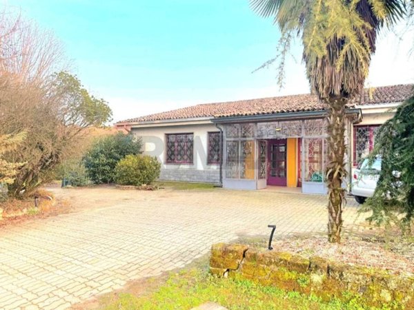 casa indipendente in vendita a Cassolnovo in zona Villareale