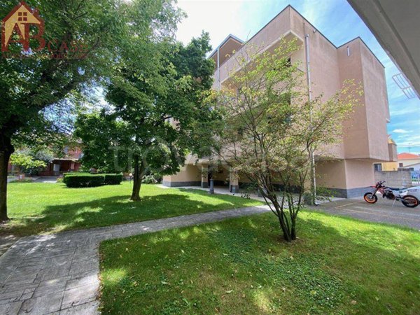 appartamento in vendita a Cassolnovo in zona Molino Del Conte