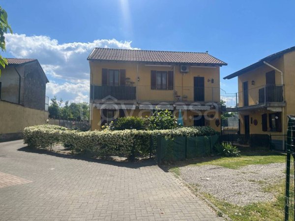 appartamento in vendita a Cassolnovo in zona Molino Del Conte