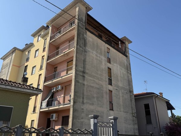 appartamento in vendita a Cassolnovo in zona Molino Del Conte
