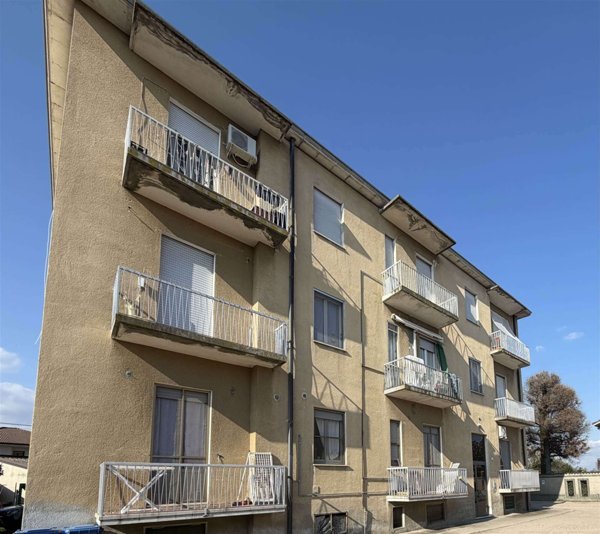 appartamento in vendita a Cassolnovo in zona Molino Del Conte