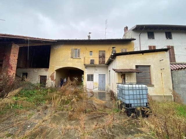 appartamento in vendita a Cassolnovo in zona Molino Del Conte