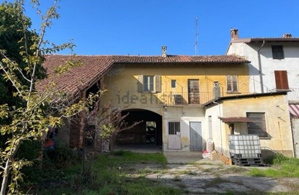 casa indipendente in vendita a Cassolnovo in zona Molino Del Conte
