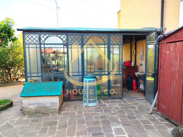 casa indipendente in vendita a Cassolnovo in zona Molino Del Conte