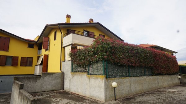 appartamento in vendita a Cassolnovo in zona Molino Del Conte