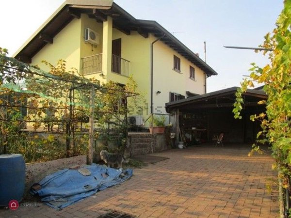 casa indipendente in vendita a Cassolnovo in zona Molino Del Conte