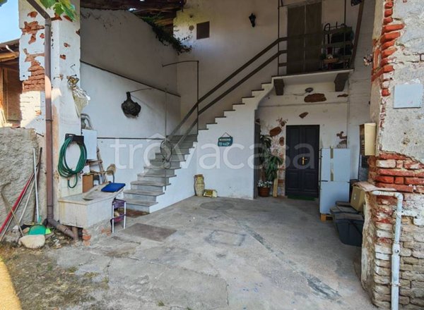 casa indipendente in vendita a Cassolnovo