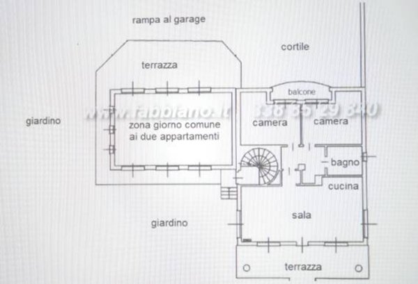 casa indipendente in vendita a Castana