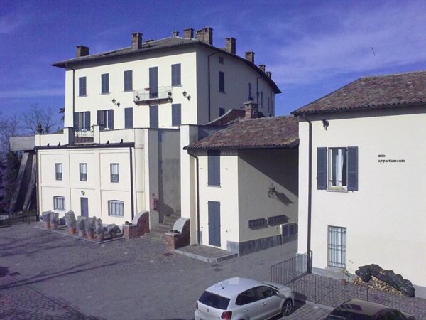 appartamento in vendita a Castana in zona Martinasca