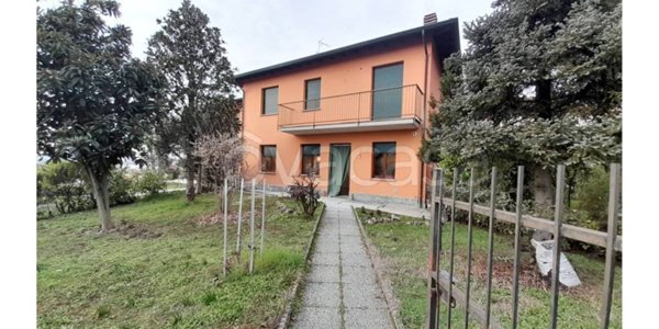 casa indipendente in vendita a Casteggio