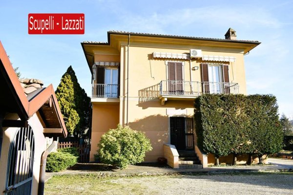casa indipendente in vendita a Casteggio