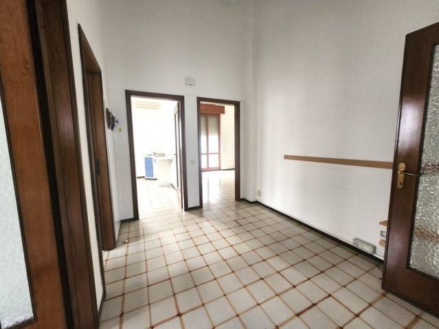ufficio in vendita a Casteggio
