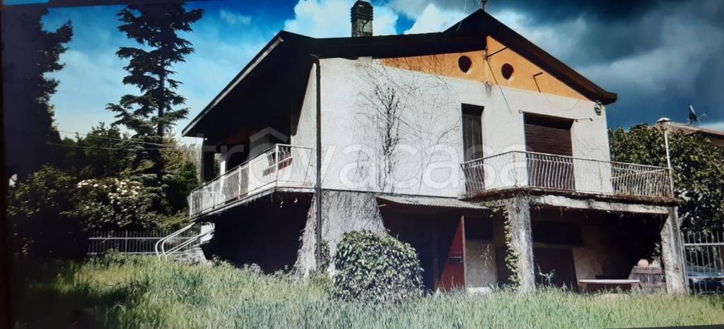 casa indipendente in vendita a Casteggio