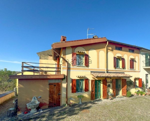 casa indipendente in vendita a Casteggio