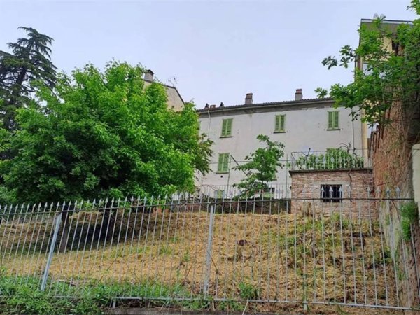 casa indipendente in vendita a Casteggio