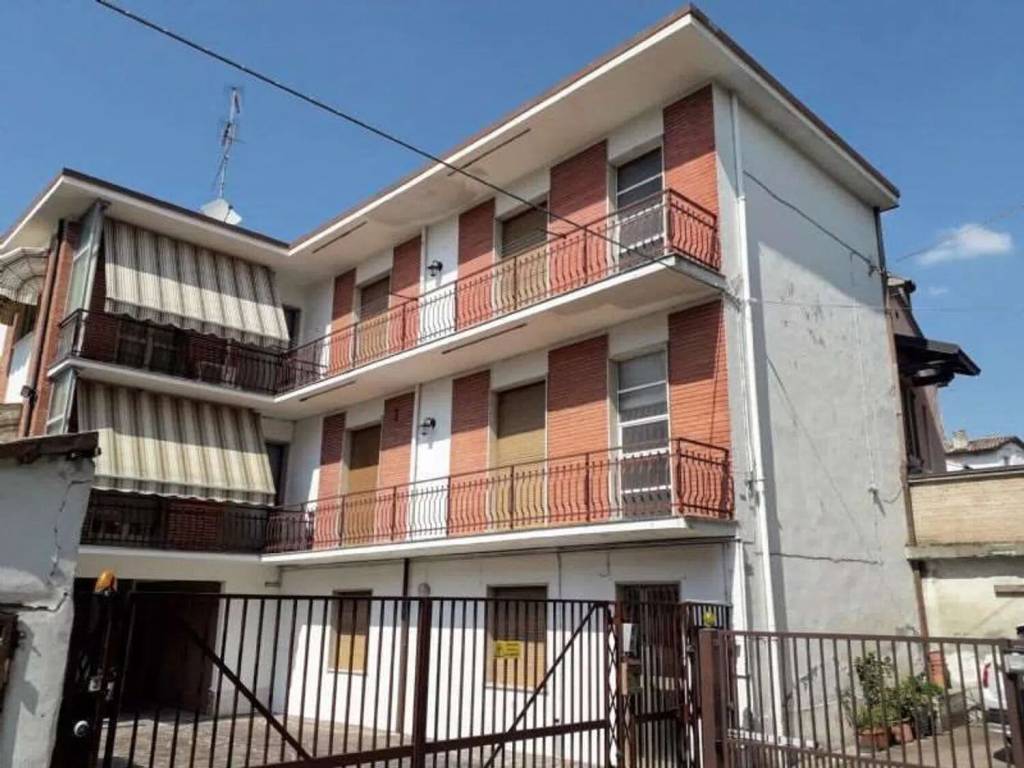 casa indipendente in vendita a Casteggio
