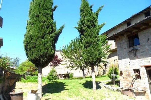 casa indipendente in vendita a Casteggio