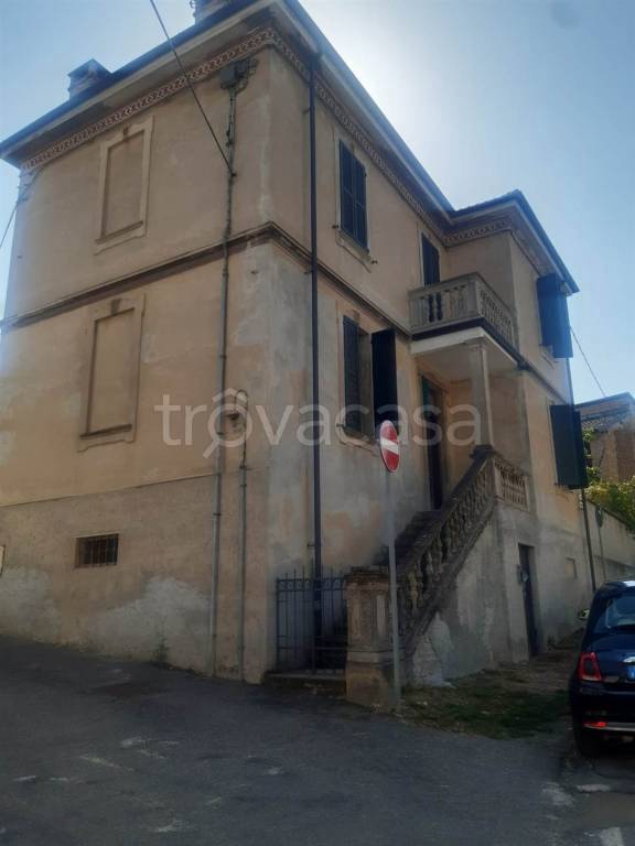 casa indipendente in vendita a Casteggio