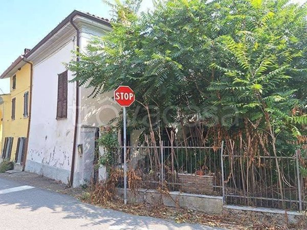 casa indipendente in vendita a Casteggio in zona Rivetta