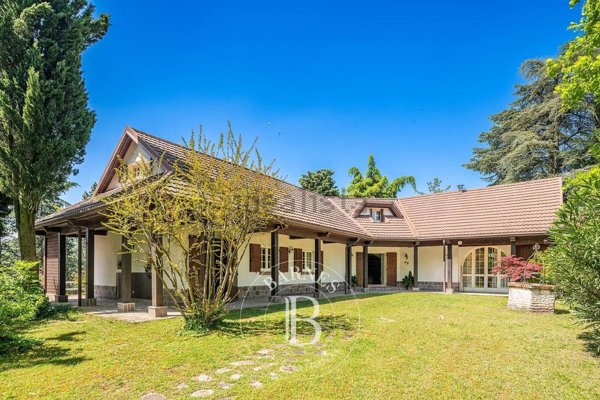 casa indipendente in vendita a Casteggio